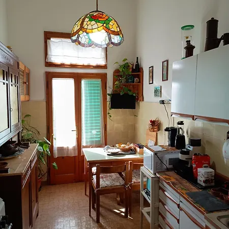 Elda - In Historic House Alojamento de Acomodação e Pequeno-almoço *