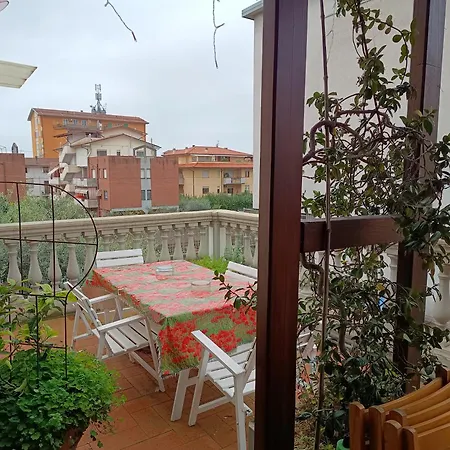 Bed & Breakfast Elda - In Historic House