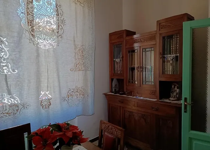 Elda - In Historic House *