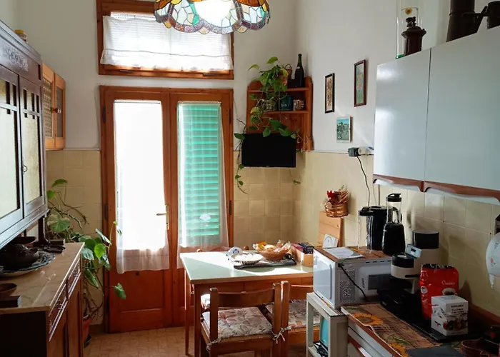 Elda - In Historic House Bed & Breakfast *