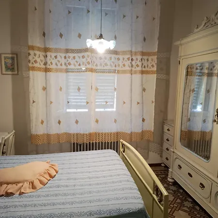 Couette-café Elda - In Historic House Montecatini Terme