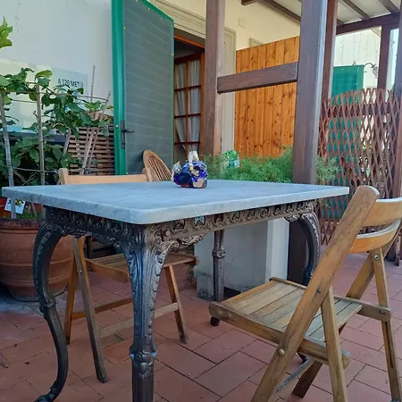 Elda - In Historic House فندق مبيت وإفطار *