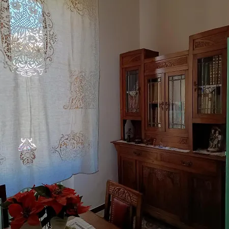 Elda - In Historic House *